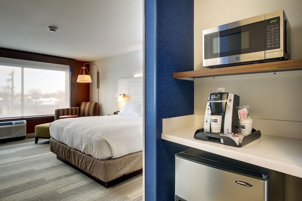Holiday Inn Express & Suites Galesburg By Ihg מראה חיצוני תמונה