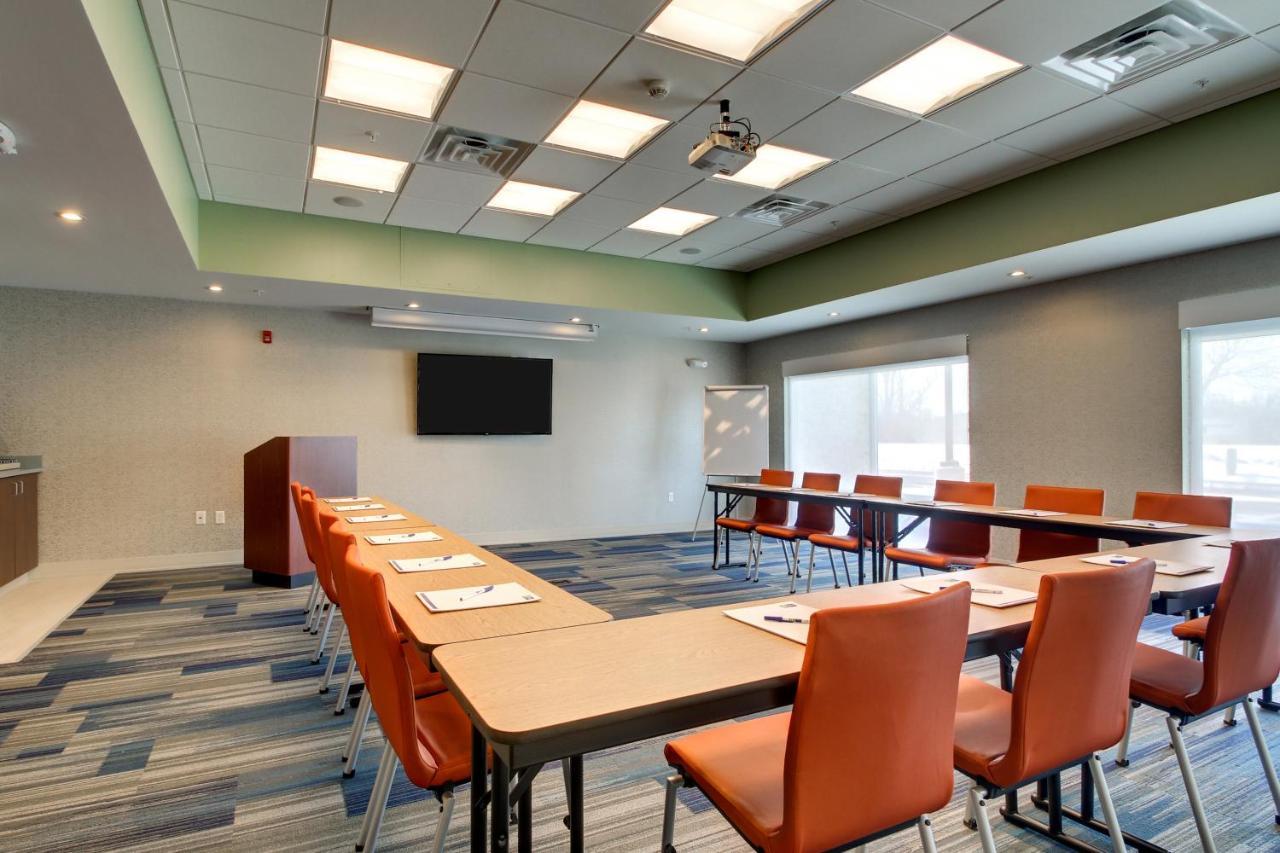 Holiday Inn Express & Suites Galesburg By Ihg מראה חיצוני תמונה
