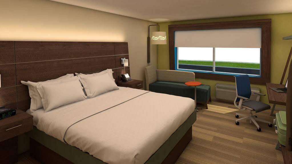 Holiday Inn Express & Suites Galesburg By Ihg מראה חיצוני תמונה