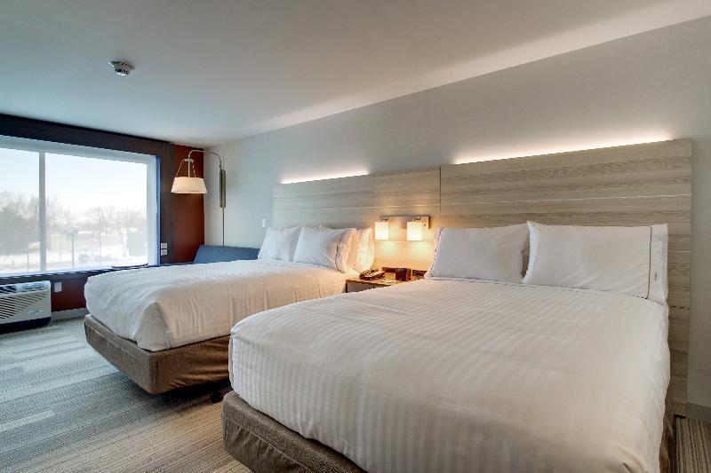 Holiday Inn Express & Suites Galesburg By Ihg מראה חיצוני תמונה