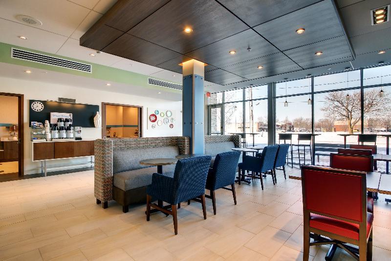 Holiday Inn Express & Suites Galesburg By Ihg מראה חיצוני תמונה